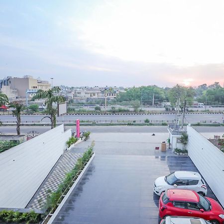 Regenta Place Phagwara By Royal Orchid Hotels Limited Phagwāra Exterior foto