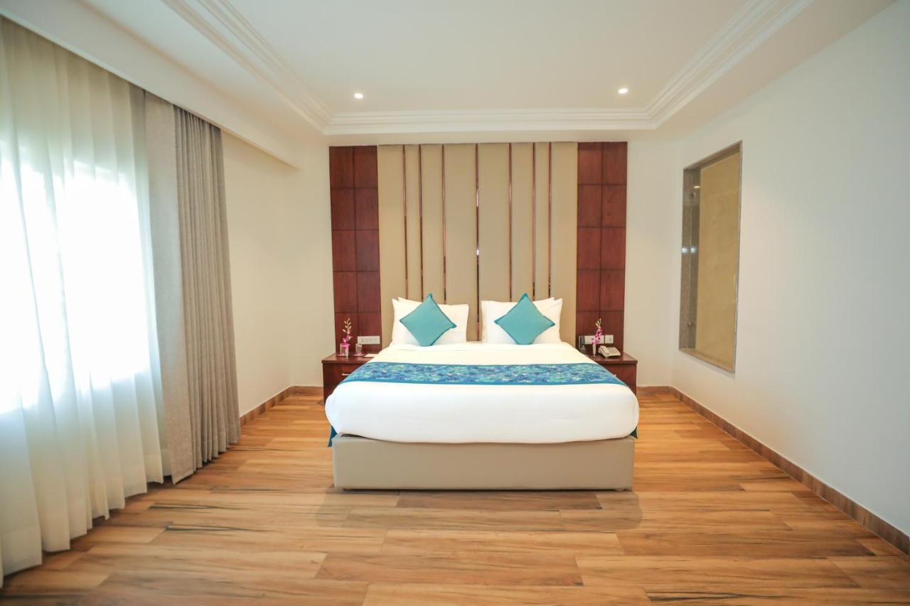 Regenta Place Phagwara By Royal Orchid Hotels Limited Phagwāra Exterior foto
