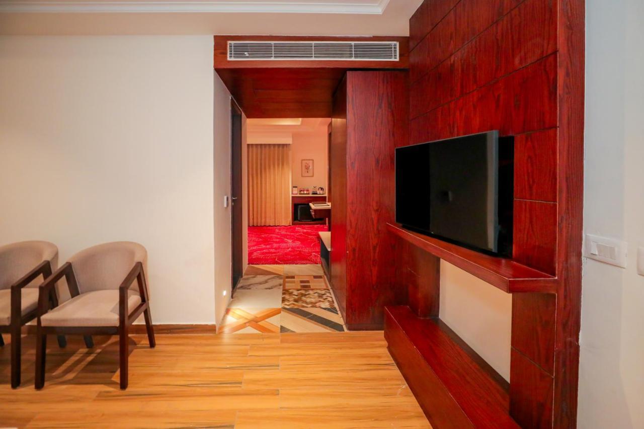 Regenta Place Phagwara By Royal Orchid Hotels Limited Phagwāra Exterior foto