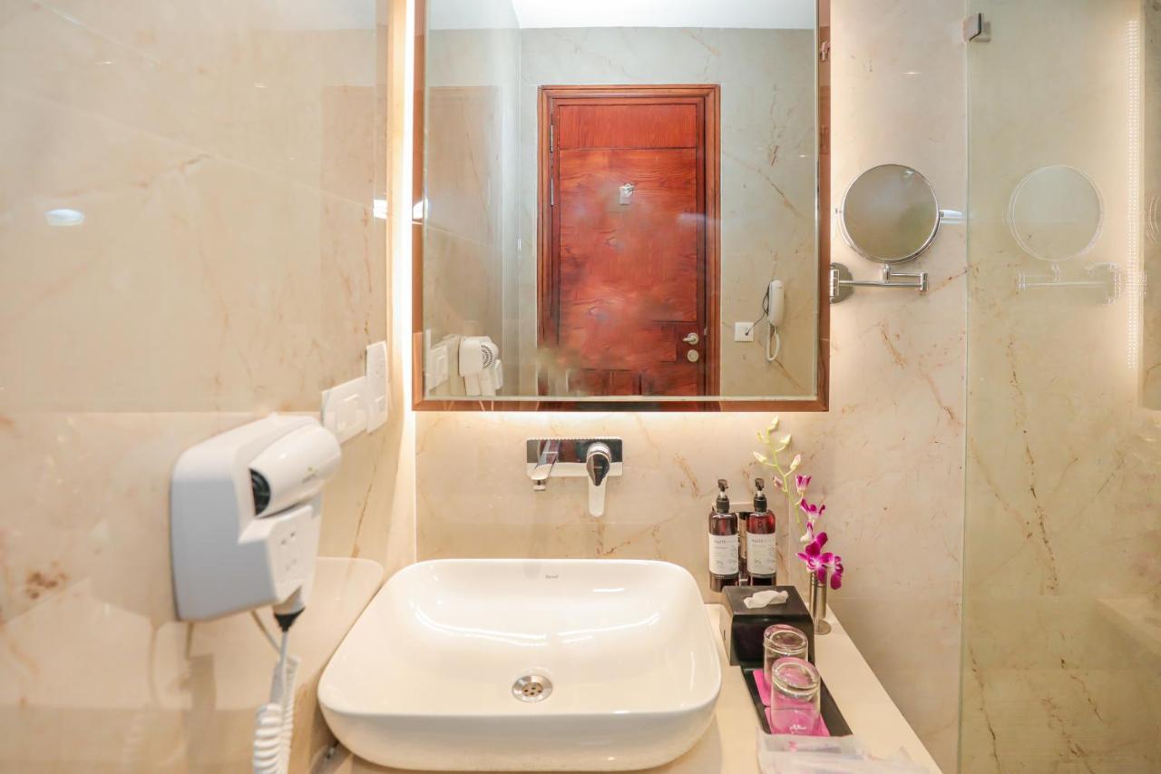 Regenta Place Phagwara By Royal Orchid Hotels Limited Phagwāra Exterior foto