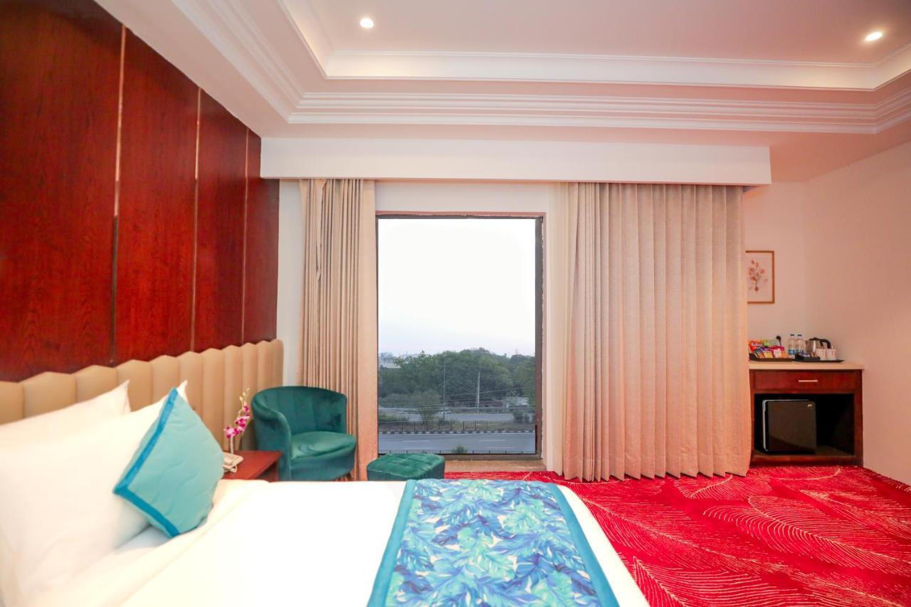 Regenta Place Phagwara By Royal Orchid Hotels Limited Phagwāra Exterior foto