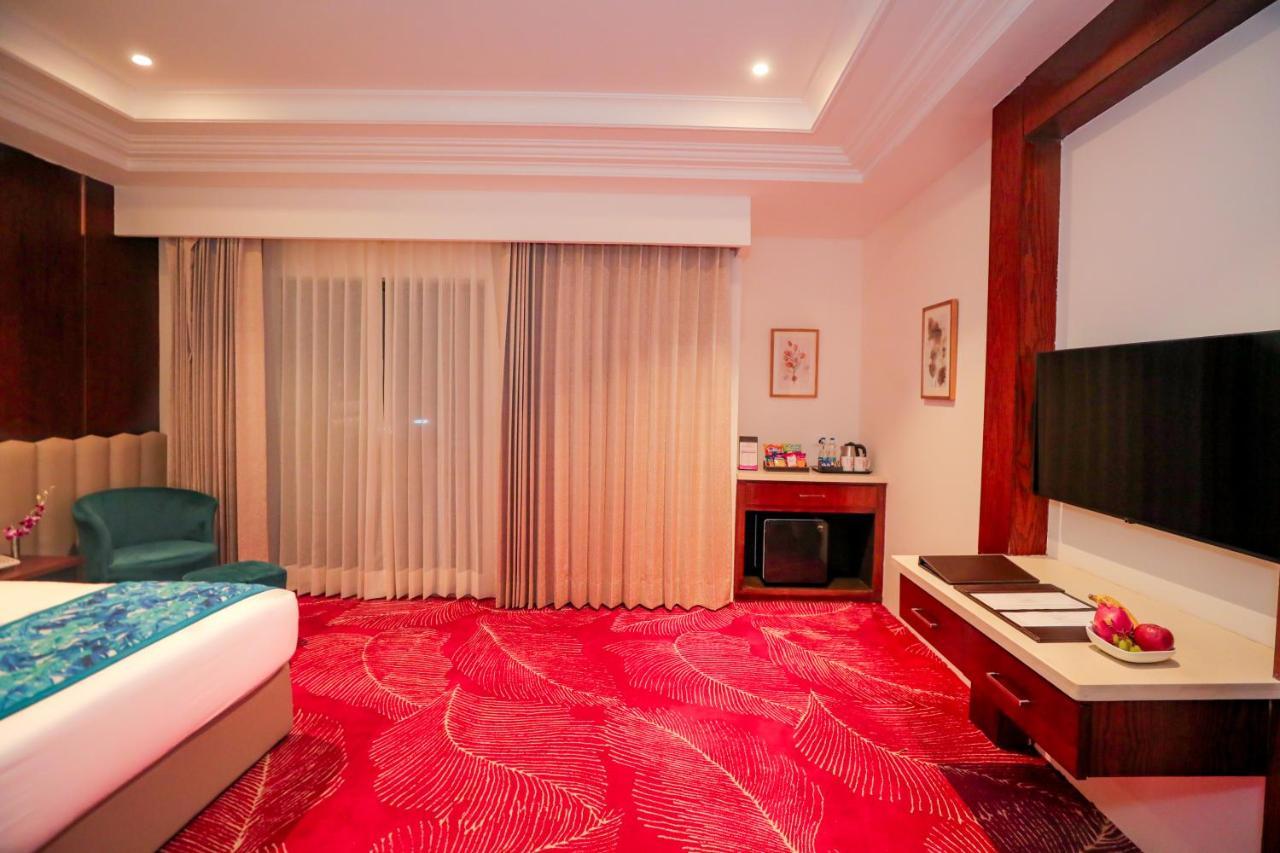 Regenta Place Phagwara By Royal Orchid Hotels Limited Phagwāra Exterior foto