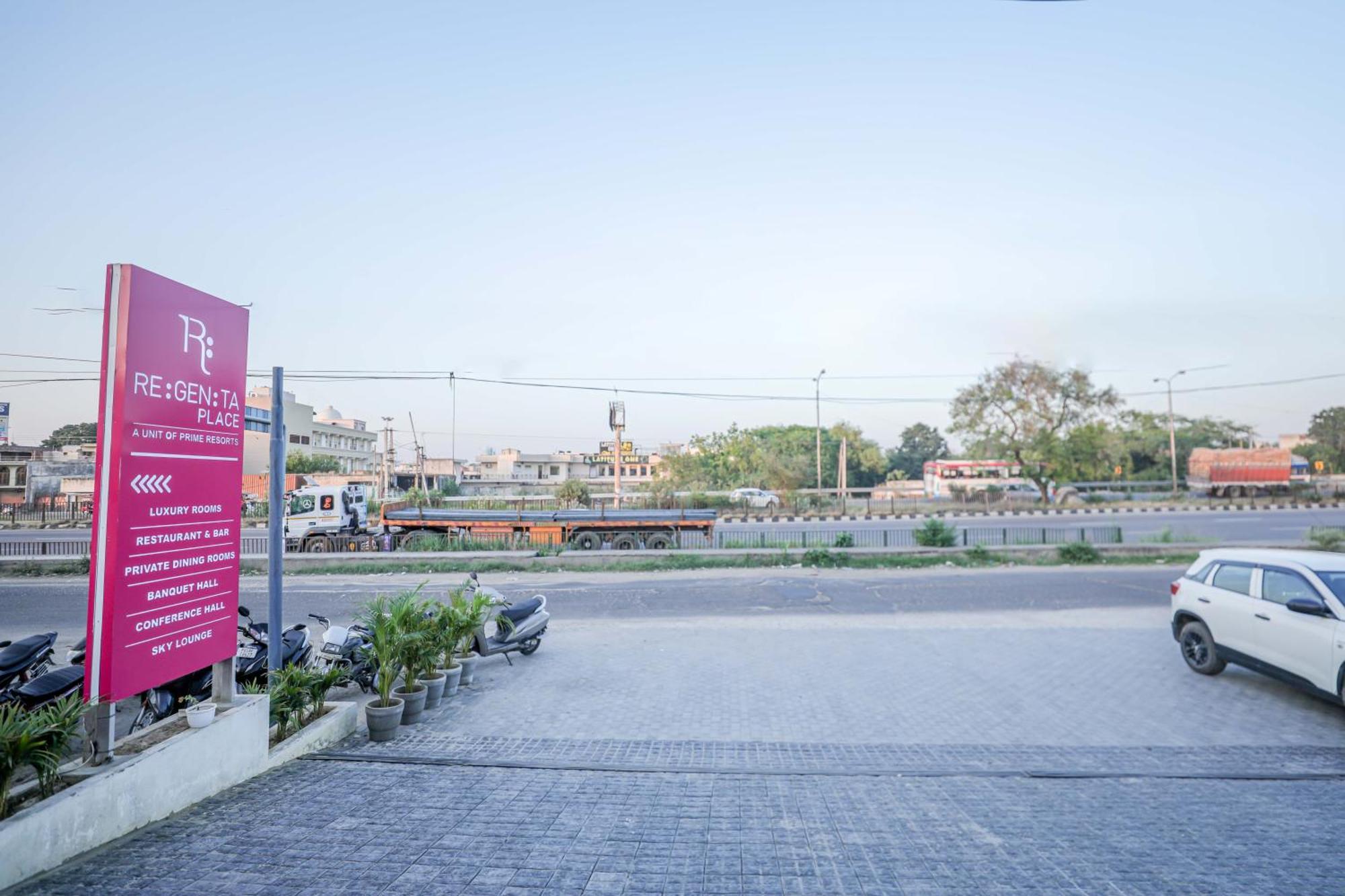 Regenta Place Phagwara By Royal Orchid Hotels Limited Phagwāra Exterior foto