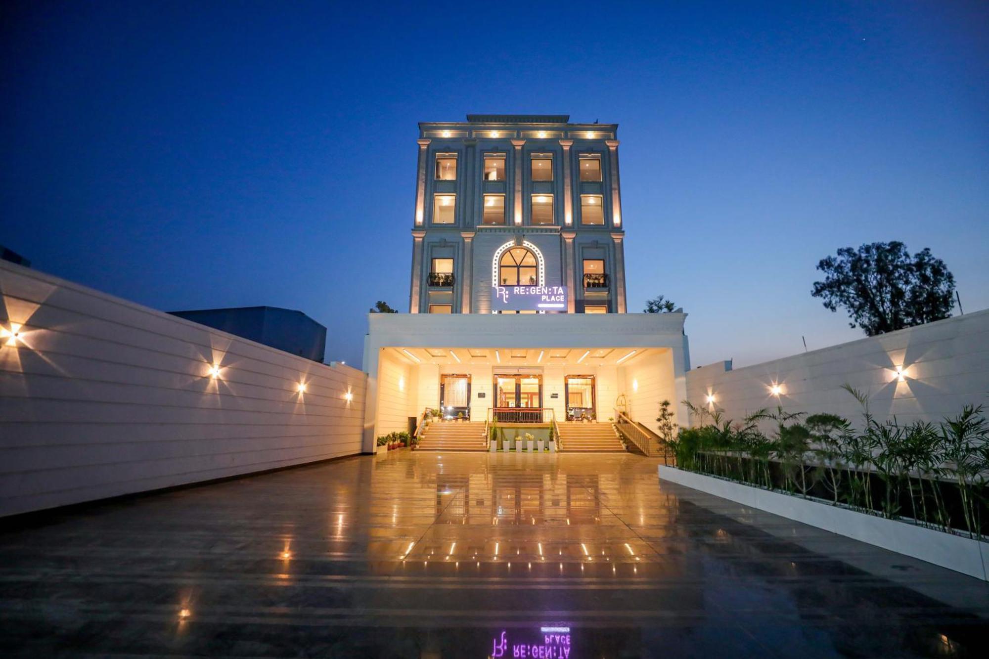 Regenta Place Phagwara By Royal Orchid Hotels Limited Phagwāra Exterior foto