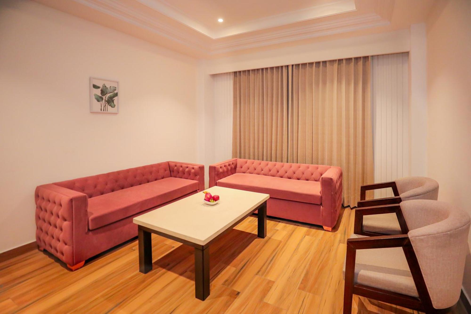 Regenta Place Phagwara By Royal Orchid Hotels Limited Phagwāra Exterior foto